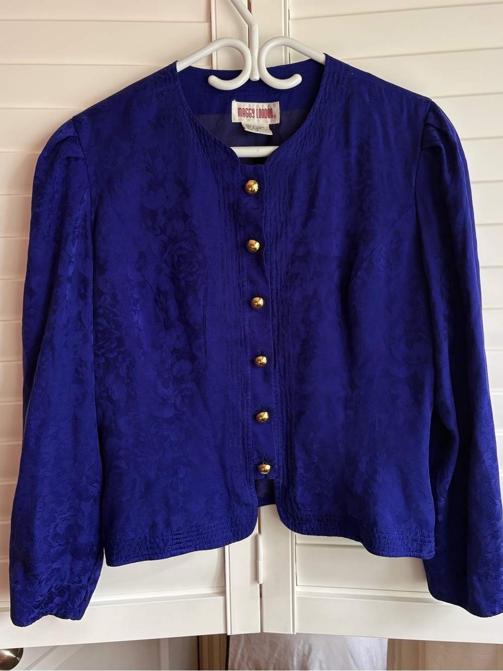 Vintage 100% silk blouse Maggy London size large blue